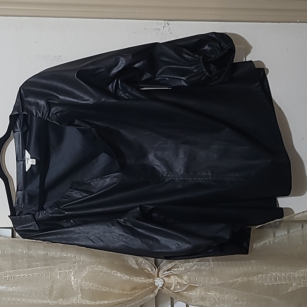 Plus size, ladies faux blouse